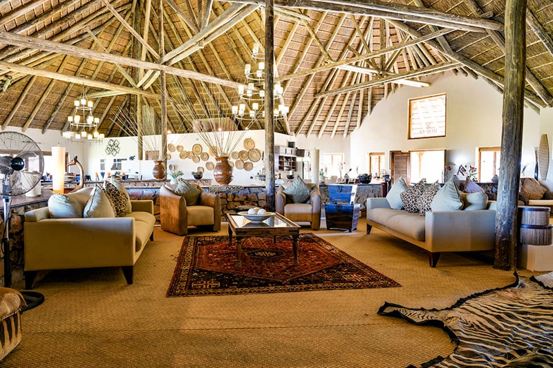 Safari-Game-Lodge Luxury Bush Lodge reception area internal South Africa
